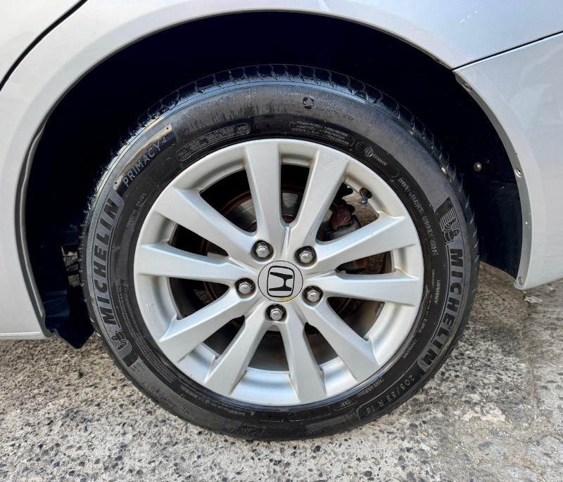 HONDA CIVIC 1.8 LXL 16V FLEX 4P AUTOMÁTICO 2012/2013 AR MULTIMARCAS VENÂNCIO AIRES / Carros no Vale