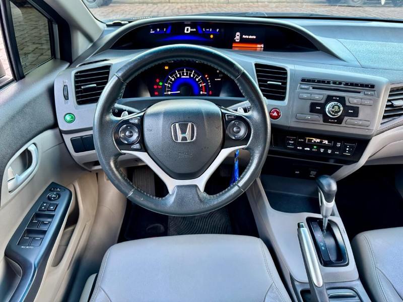HONDA CIVIC 1.8 LXL 16V FLEX 4P AUTOMÁTICO 2012/2013 AR MULTIMARCAS VENÂNCIO AIRES / Carros no Vale