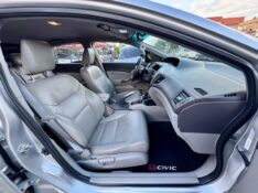HONDA CIVIC 1.8 LXL 16V FLEX 4P AUTOMÁTICO 2012/2013 AR MULTIMARCAS VENÂNCIO AIRES / Carros no Vale