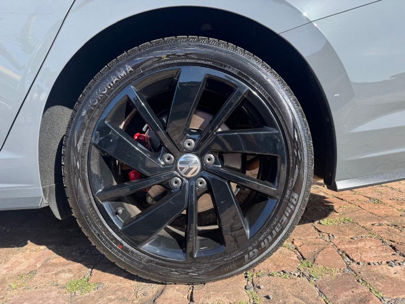 VOLKSWAGEN JETTA GLI 350 TSI 2.0 16V 4P AUT. 2019/2019 AR MULTIMARCAS VENÂNCIO AIRES / Carros no Vale