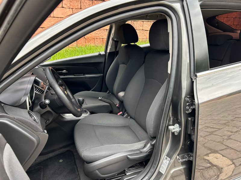 CHEVROLET CRUZE LT 1.8 16V FLEXPOWER 4P MEC. 2012/2012 LS MULTIMARCAS VENÂNCIO AIRES / Carros no Vale