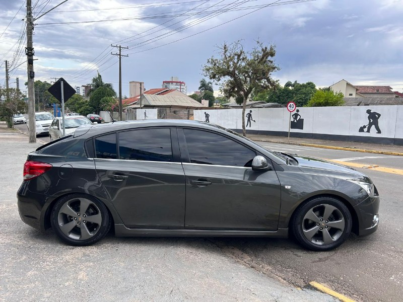 CHEVROLET CRUZE LT 1.8 16V FLEXPOWER 4P MEC. 2012/2012 LS MULTIMARCAS VENÂNCIO AIRES / Carros no Vale