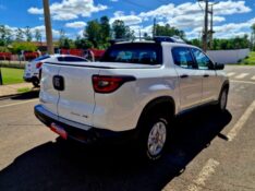 FIAT TORO 1.8 FREEDOM AT6 2017/2018 CRUZEIRO MULTIMARCAS CRUZEIRO DO SUL / Carros no Vale