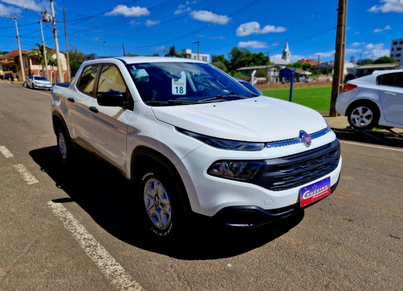 FIAT TORO 1.8 FREEDOM AT6 2017/2018 CRUZEIRO MULTIMARCAS CRUZEIRO DO SUL / Carros no Vale