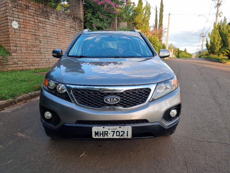 KIA KIA SORENTO 2.4 EX 2011/2011 MG VEÍCULOS ARROIO DO MEIO / Carros no Vale