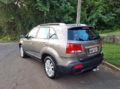 KIA KIA SORENTO 2.4 EX 2011/2011 MG VEÍCULOS ARROIO DO MEIO / Carros no Vale