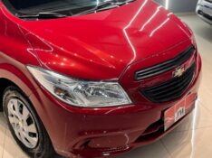 CHEVROLET ONIX HATCH JOY 1.0 8V FLEX 5P MEC. 2017/2018 JM AUTOMÓVEIS VENÂNCIO AIRES / Carros no Vale