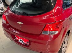 CHEVROLET ONIX HATCH JOY 1.0 8V FLEX 5P MEC. 2017/2018 JM AUTOMÓVEIS VENÂNCIO AIRES / Carros no Vale