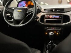 CHEVROLET ONIX HATCH JOY 1.0 8V FLEX 5P MEC. 2017/2018 JM AUTOMÓVEIS VENÂNCIO AIRES / Carros no Vale