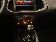 CHEVROLET ONIX HATCH JOY 1.0 8V FLEX 5P MEC. 2017/2018 JM AUTOMÓVEIS VENÂNCIO AIRES / Carros no Vale
