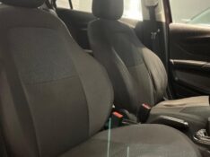CHEVROLET ONIX HATCH JOY 1.0 8V FLEX 5P MEC. 2017/2018 JM AUTOMÓVEIS VENÂNCIO AIRES / Carros no Vale
