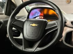 CHEVROLET ONIX HATCH JOY 1.0 8V FLEX 5P MEC. 2017/2018 JM AUTOMÓVEIS VENÂNCIO AIRES / Carros no Vale