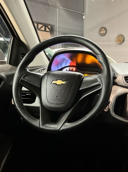 CHEVROLET ONIX HATCH JOY 1.0 8V FLEX 5P MEC. 2017/2018 JM AUTOMÓVEIS VENÂNCIO AIRES / Carros no Vale