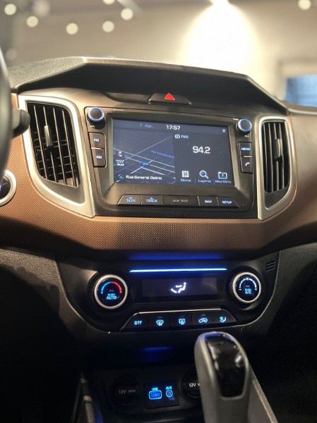 HYUNDAI CRETA 2.0 PRESTIGE 2017/2017 JM AUTOMÓVEIS VENÂNCIO AIRES / Carros no Vale
