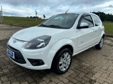 FORD KA 1.0 CLASS 8V /2013 RT 811 VEÍCULOS ARROIO DO MEIO / Carros no Vale