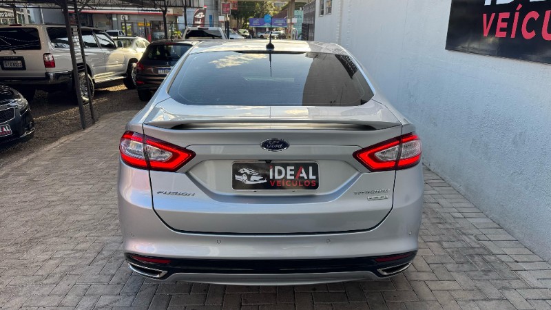 FORD FUSION 2.0 TITANIUM ECOBOOST FWD /2013 IDEAL VEÍCULOS LAJEADO / Carros no Vale