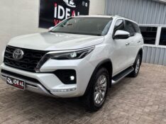 TOYOTA HILUX SW4 2.8 SRX /2021 IDEAL VEÍCULOS LAJEADO / Carros no Vale