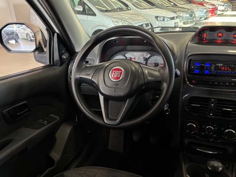FIAT STRADA 1.8 MPI ADVENTURE CE 16V /2014 LEHMEN VEÍCULOS VENÂNCIO AIRES / Carros no Vale