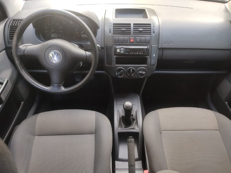 VOLKSWAGEN POLO HATCH 1.6 2006/2007 ALTERNATIVA VEÍCULOS LAJEADO / Carros no Vale