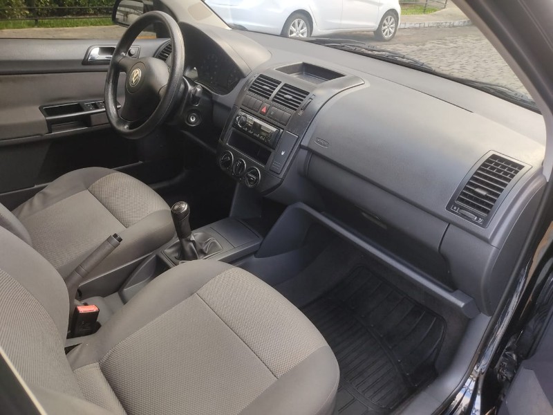 VOLKSWAGEN POLO HATCH 1.6 2006/2007 ALTERNATIVA VEÍCULOS LAJEADO / Carros no Vale