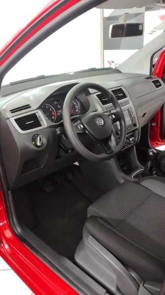 VOLKSWAGEN FOX 1.6 CONNECT 8V 2019/2019 TIAGO AUTOMÓVEIS VENÂNCIO AIRES / Carros no Vale