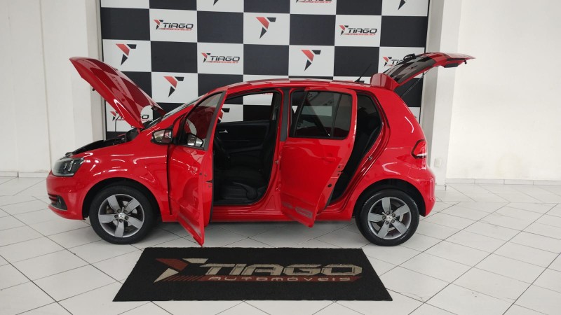 VOLKSWAGEN FOX 1.6 CONNECT 8V 2019/2019 TIAGO AUTOMÓVEIS VENÂNCIO AIRES / Carros no Vale