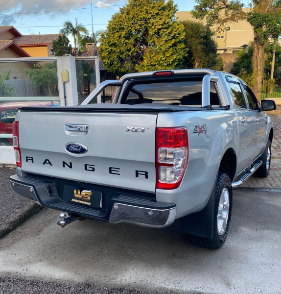 FORD RANGER 3.2 XLT 4X4 CD 20V DIESEL 4P AUTOMÁTICO 2013/2014 WS MULTIMARCAS VENÂNCIO AIRES / Carros no Vale