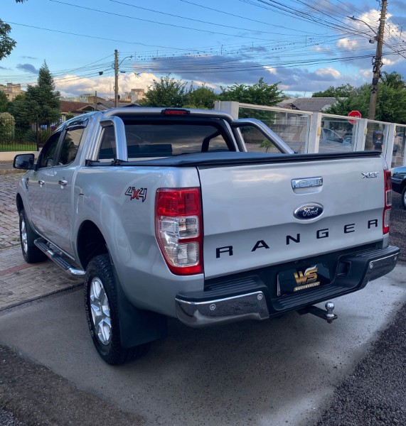 FORD RANGER 3.2 XLT 4X4 CD 20V DIESEL 4P AUTOMÁTICO 2013/2014 WS MULTIMARCAS VENÂNCIO AIRES / Carros no Vale