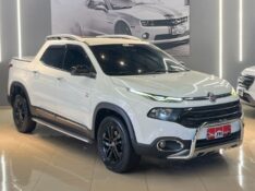 FIAT TORO 2.0 4×4 VOLCANO 9 2017/2017 JM AUTOMÓVEIS VENÂNCIO AIRES / Carros no Vale