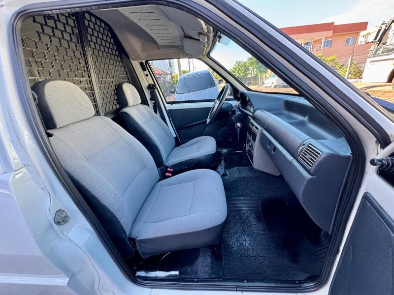 FIAT FIORINO FURGÃO 1.3 MPI 8V FLEX 2012/2013 AR MULTIMARCAS VENÂNCIO AIRES / Carros no Vale