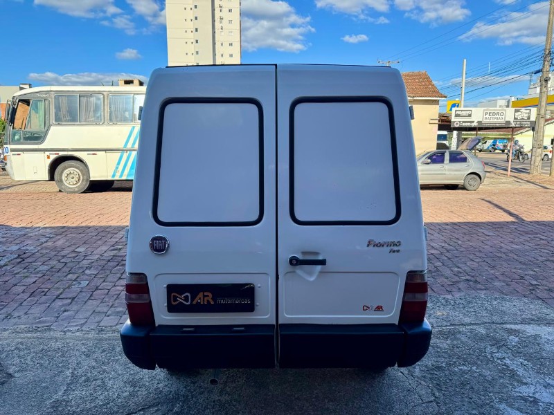 FIAT FIORINO FURGÃO 1.3 MPI 8V FLEX 2012/2013 AR MULTIMARCAS VENÂNCIO AIRES / Carros no Vale