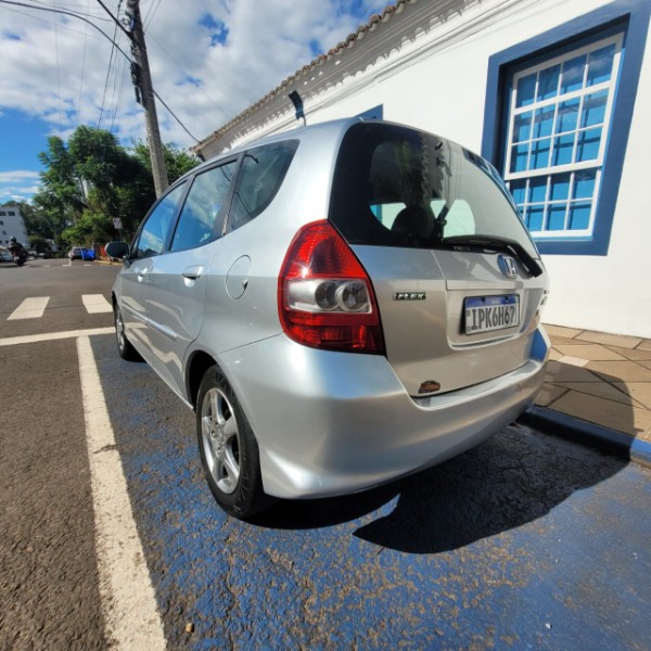 HONDA FIT 1.4 LX 8V 2008/2008 ADRIANO VEÍCULOS CRUZEIRO DO SUL / Carros no Vale