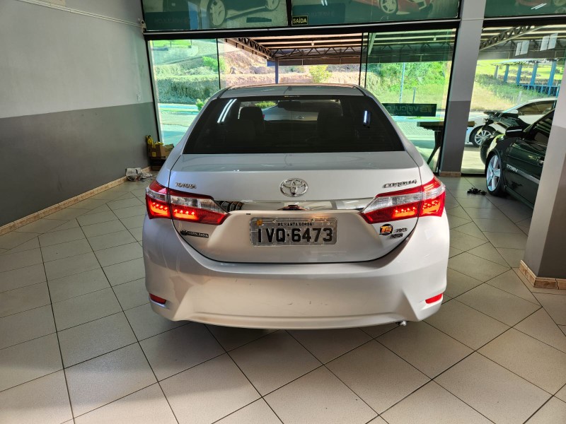 TOYOTA COROLLA XEI 2.0 2014/2015 TS VEÍCULOS ANTA GORDA / Carros no Vale