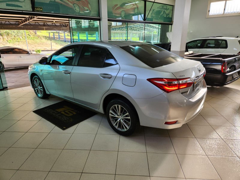 TOYOTA COROLLA XEI 2.0 2014/2015 TS VEÍCULOS ANTA GORDA / Carros no Vale