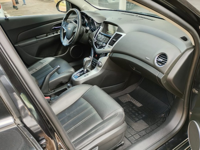 CHEVROLET CRUZE SPORT LTZ /2014 CHIMA VEÍCULOS VENÂNCIO AIRES / Carros no Vale