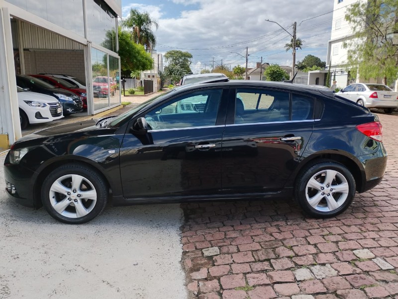 CHEVROLET CRUZE SPORT LTZ /2014 CHIMA VEÍCULOS VENÂNCIO AIRES / Carros no Vale