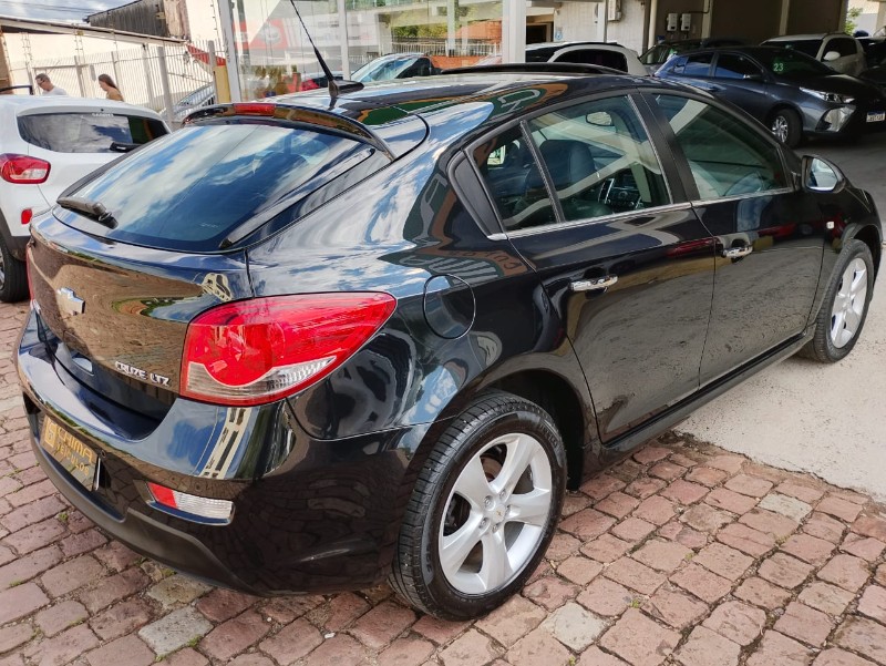 CHEVROLET CRUZE SPORT LTZ /2014 CHIMA VEÍCULOS VENÂNCIO AIRES / Carros no Vale