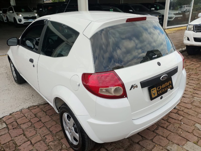 FORD KA 1.0 8V FLEX /2011 CHIMA VEÍCULOS VENÂNCIO AIRES / Carros no Vale
