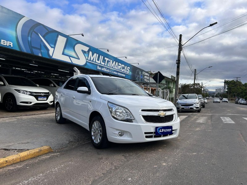 CHEVROLET COBALT LTZ 1.8 8V ECONO.FLEX 4P MEC. 2014/2014 LS MULTIMARCAS VENÂNCIO AIRES / Carros no Vale
