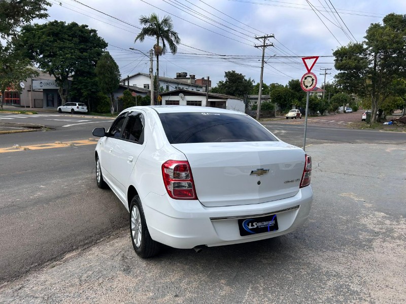 CHEVROLET COBALT LTZ 1.8 8V ECONO.FLEX 4P MEC. 2014/2014 LS MULTIMARCAS VENÂNCIO AIRES / Carros no Vale