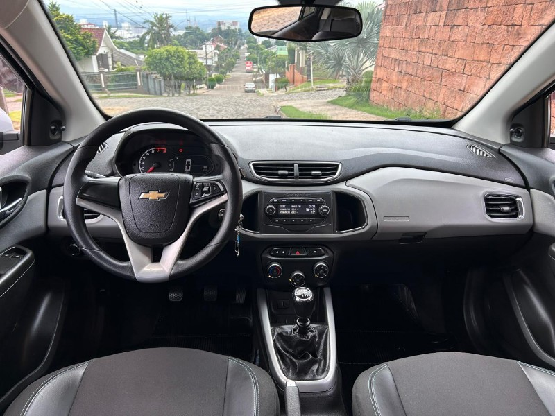 CHEVROLET ONIX HATCH LT 1.0 8V FLEXPOWER 5P MEC. 2019/2019 LS MULTIMARCAS VENÂNCIO AIRES / Carros no Vale