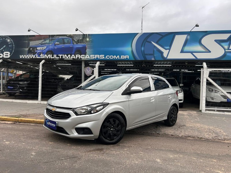 CHEVROLET ONIX HATCH LT 1.0 8V FLEXPOWER 5P MEC. 2019/2019 LS MULTIMARCAS VENÂNCIO AIRES / Carros no Vale