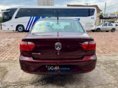 VOLKSWAGEN VOYAGE 1.0 CITY MI TOTAL FLEX 8V 4P 2014/2015 AR MULTIMARCAS VENÂNCIO AIRES / Carros no Vale
