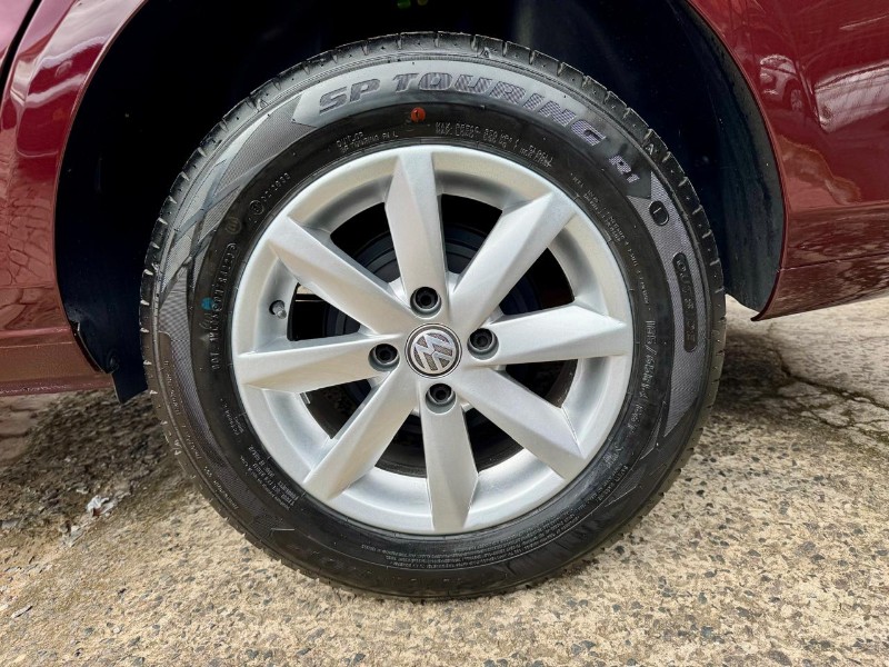 VOLKSWAGEN VOYAGE 1.0 CITY MI TOTAL FLEX 8V 4P 2014/2015 AR MULTIMARCAS VENÂNCIO AIRES / Carros no Vale