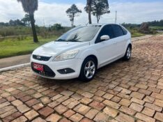 FORD FOCUS 1.6 2013/2013 ELY AUTOMÓVEIS LAJEADO / Carros no Vale