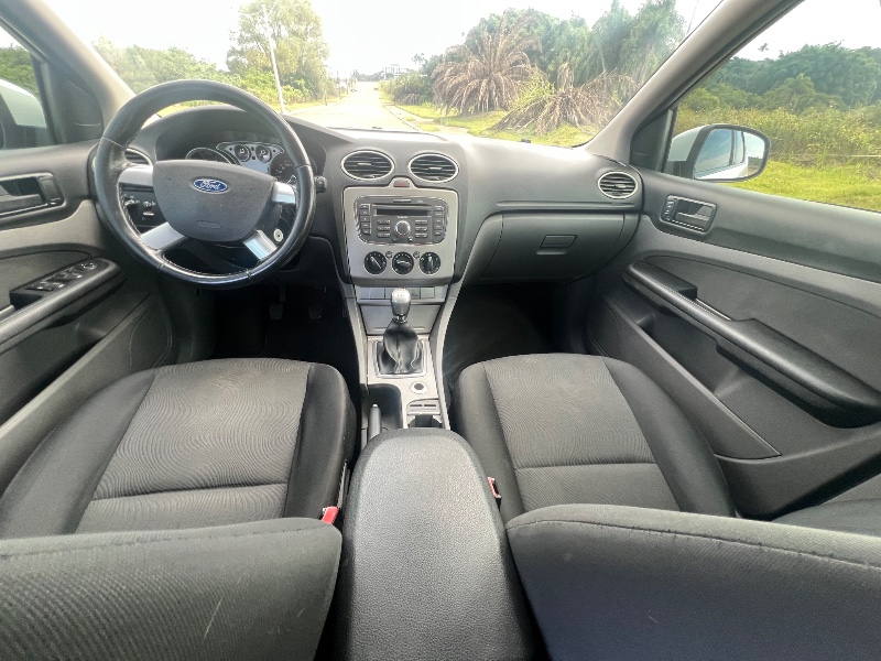 FORD FOCUS 1.6 2013/2013 ELY AUTOMÓVEIS LAJEADO / Carros no Vale