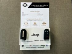 JEEP GRAND CHEROKEE LIMITED 3.6 4X4 V6 AUT. 2013/2014 DUARTE VEÍCULOS PORTO ALEGRE / Carros no Vale