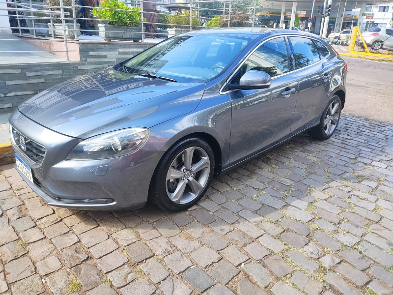 V40 T4 2.0 TURBO