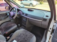 CHEVROLET MERIVA CD 1.8 8V 4P 2004/2004 TS VEÍCULOS ANTA GORDA / Carros no Vale