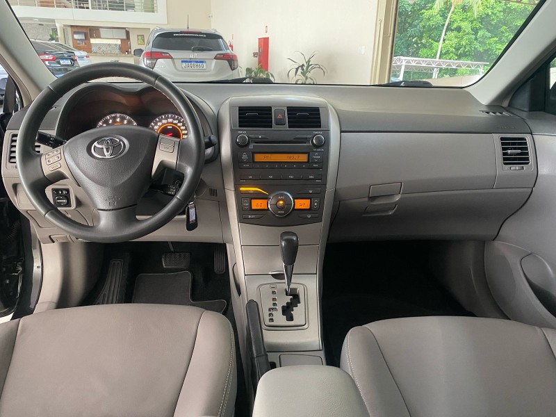 TOYOTA COROLLA 1.8 XEI 16V FLEX 4P AUTOMÁTICO 2008/2009 TONHO AUTOMÓVEIS LAJEADO / Carros no Vale